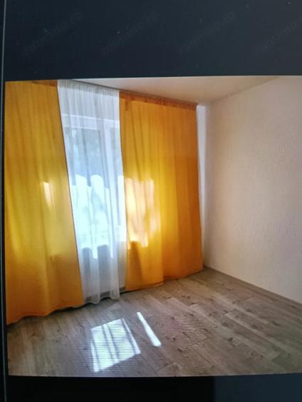 Apartament cu 3 camere decomandat în Pantelimon