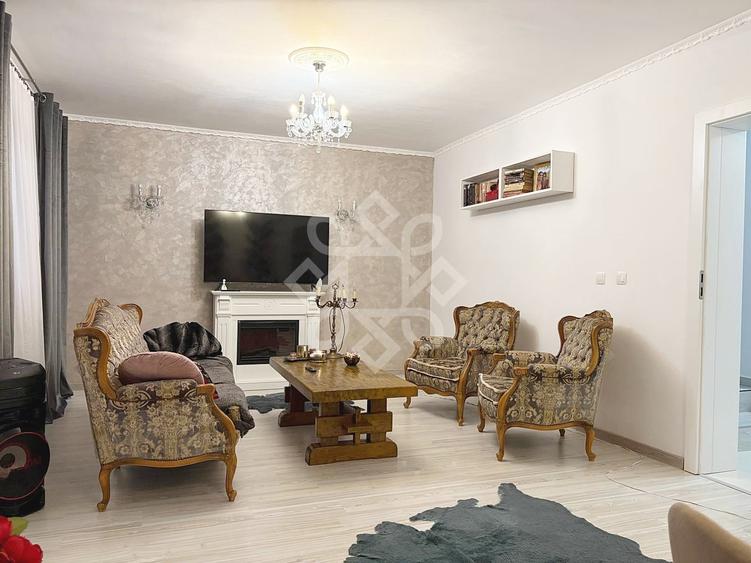 Casă individuală cu 3 camere cu Canalizare în Podgoria