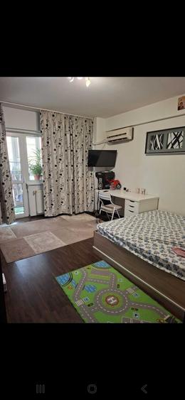 Apartament cu 2 camere decomandat în Splaiul Unirii