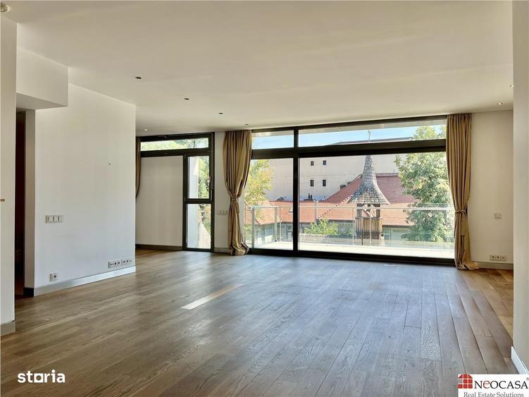 Apartament cu 4 camere, mobilat în Kiseleff