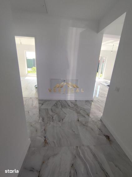 Casă cu 3 camere cu Teren 360 Mp în Vărăști
