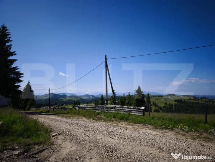 Teren de 2817 mp, în Piatra