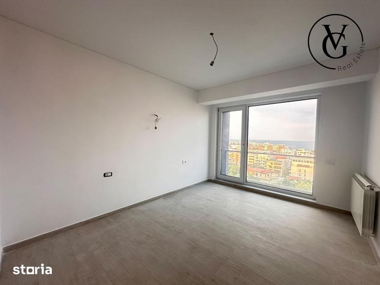 Apartament cu 3 camere semidecomandat în Nord