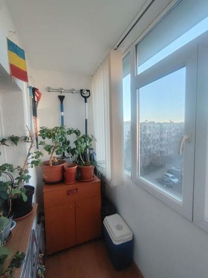 Apartament cu 2 camere decomandat, mobilat în Cantacuzino