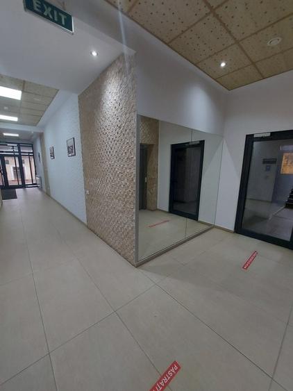 Birou, de 120 mp, în P-ța Unirii