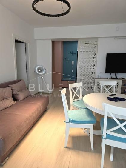 Apartament cu 2 camere decomandat, mobilat în Mamaia
