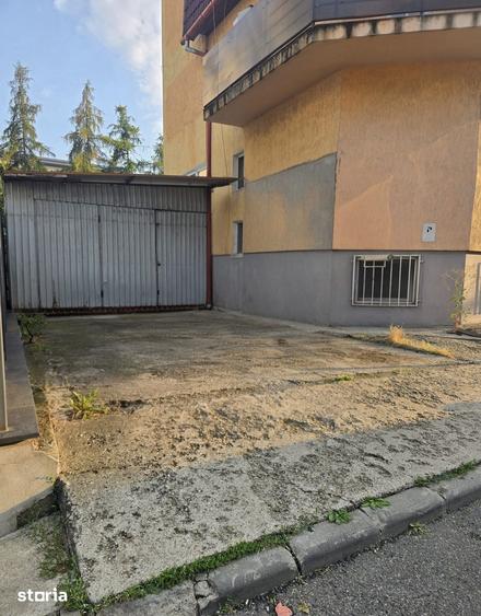 Apartament cu 5 camere în Zorilor