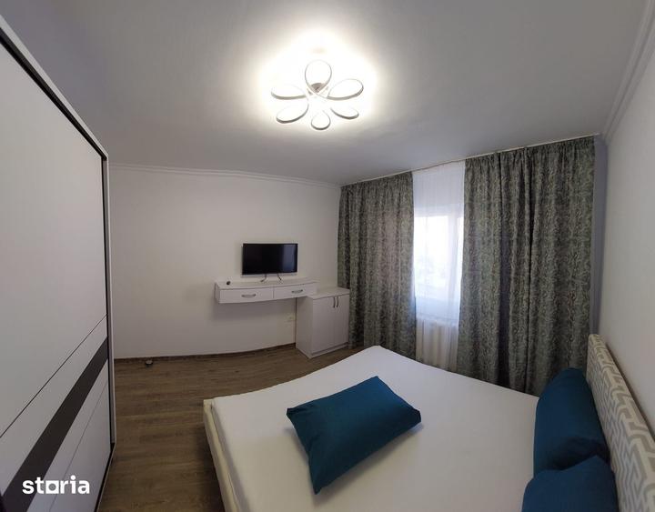 Apartament cu 2 camere decomandat în Far
