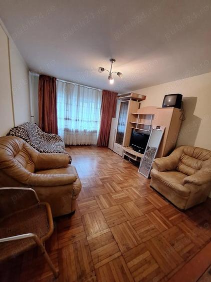 Apartament cu 2 camere decomandat în Piața Centrală