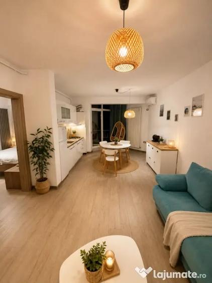 Mamaia Nord | 2 camere de inchiriat cu balcon | Etaj 3 | Apr - 5