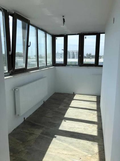 Apartament cu 2 camere decomandat în Energia