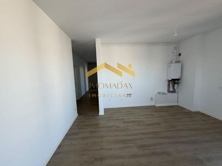 Apartament cu 3 camere decomandat în Aradului