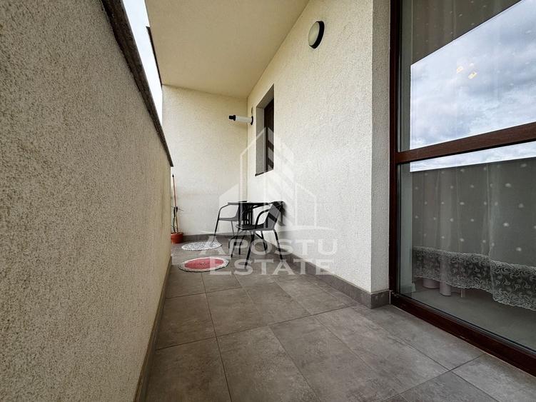 Apartament cu 2 camere semidecomandat în Giroc