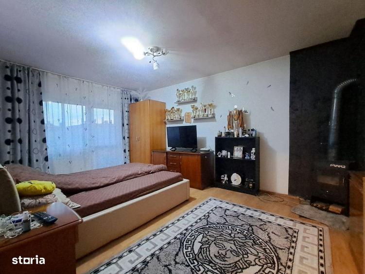 Apartament cu 3 camere decomandat, mobilat în Apahida