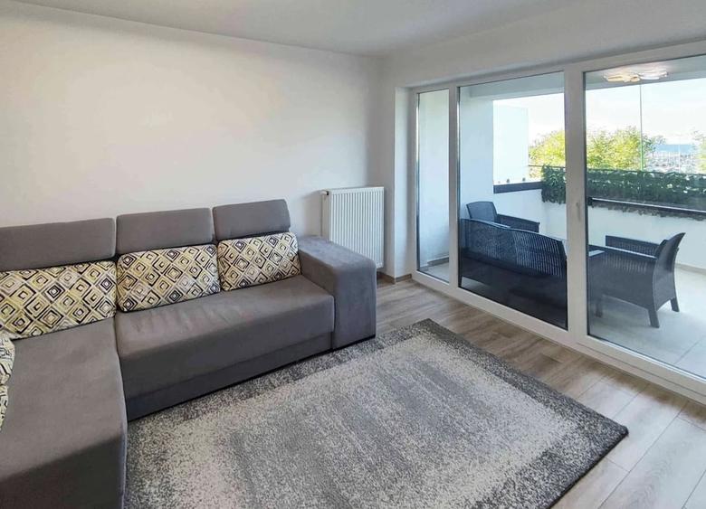 Apartament cu 2 camere decomandat în Tei