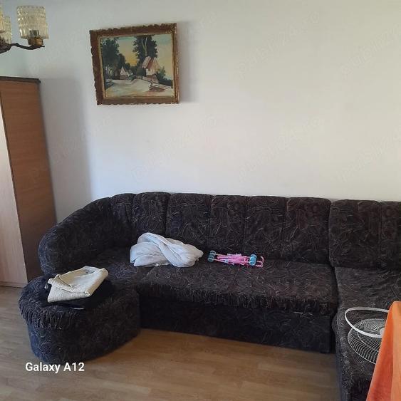 Apartament cu 4 camere decomandat în 1 Mai