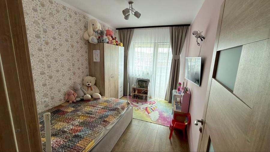 Apartament cu 2 camere decomandat în Bratia din Deal