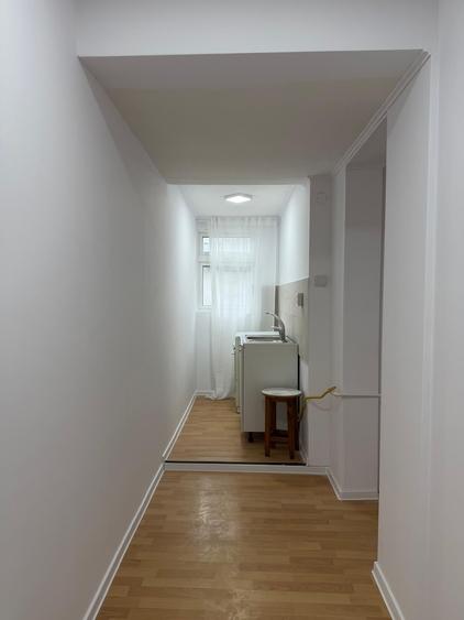 Apartament cu 3 camere decomandat în Micro 13