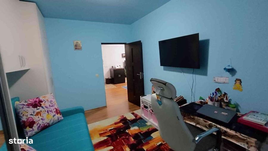 Apartament cu 2 camere semidecomandat în Florești