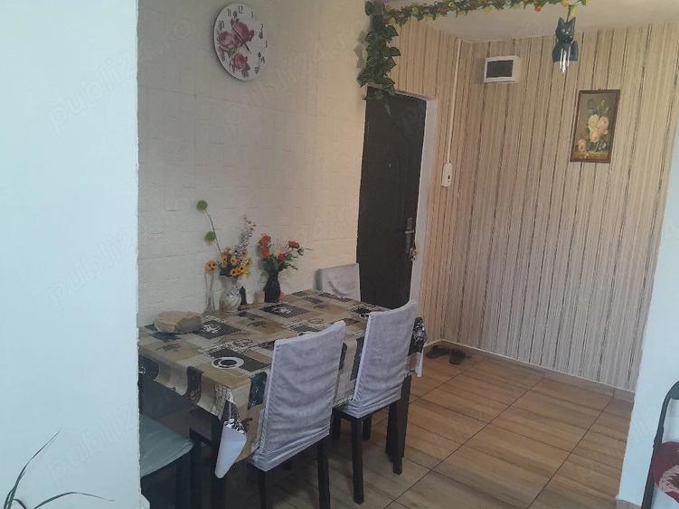 Apartament cu 3 camere decomandat în Apahida