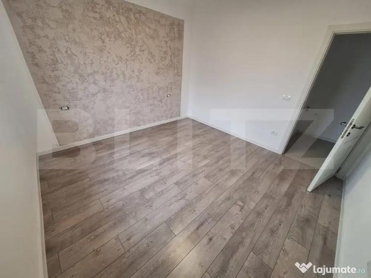 Apartament cu 3 camere decomandat în Torontalului