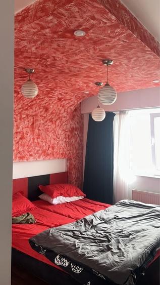 Apartament cu 4 camere decomandat în Central