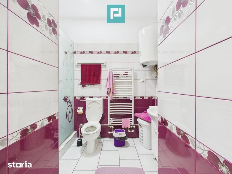 Casă cu 4 camere cu Teren 2880 Mp în Vinga