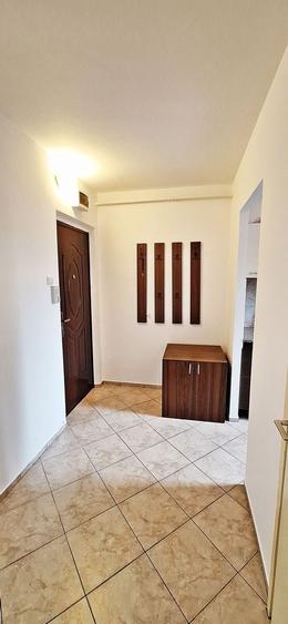 Apartament cu 2 camere semidecomandat, mobilat în Astra