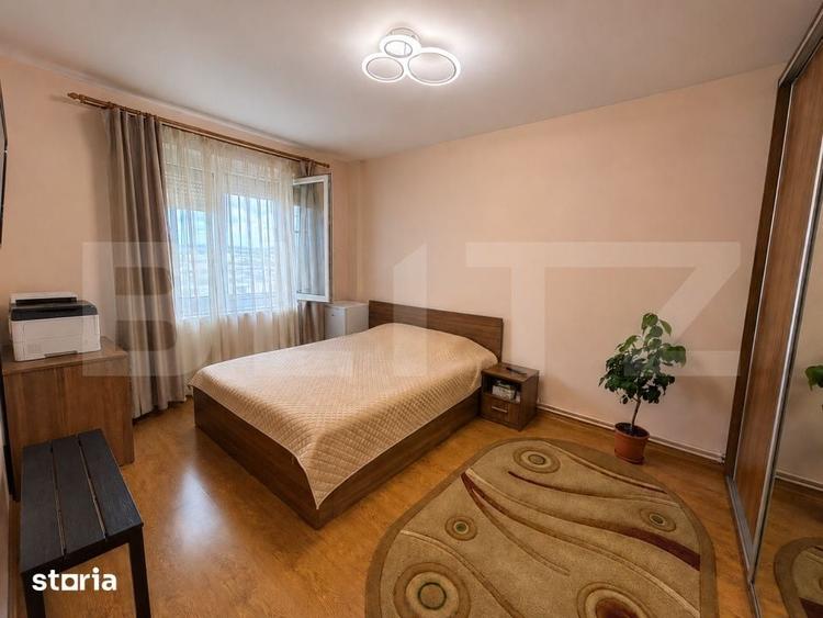 Apartament cu 3 camere în Unirii — fotografia 1