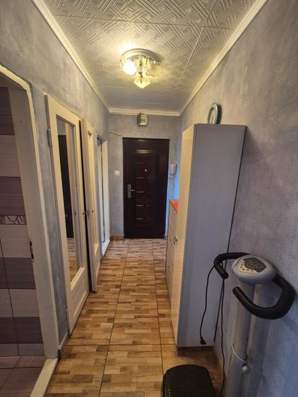 Garsonieră semidecomandată, mobilată în Micro II