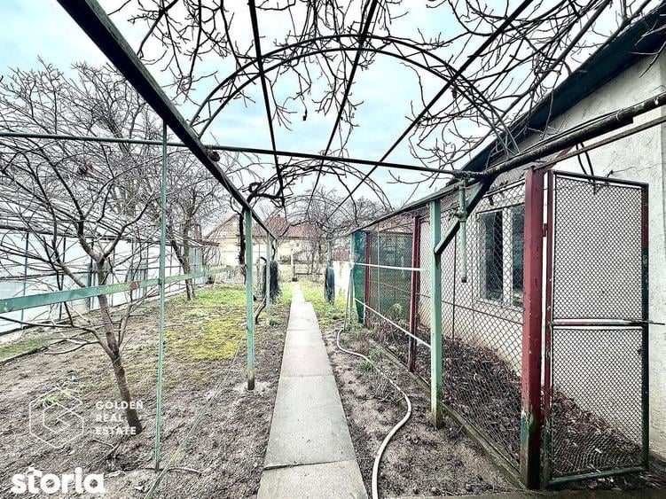 Casă cu 3 camere decomandat cu Teren 720 Mp în Șega