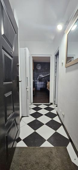 Garsonieră decomandată în Central