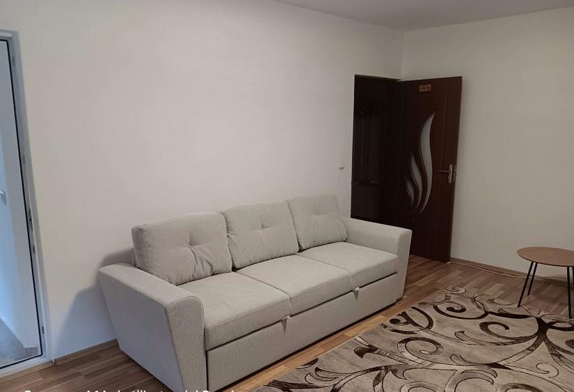 Apartament cu 2 camere decomandat în Nicolina