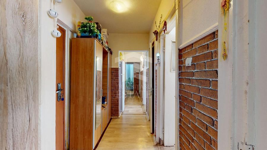Apartament cu 3 camere decomandat în Rahova