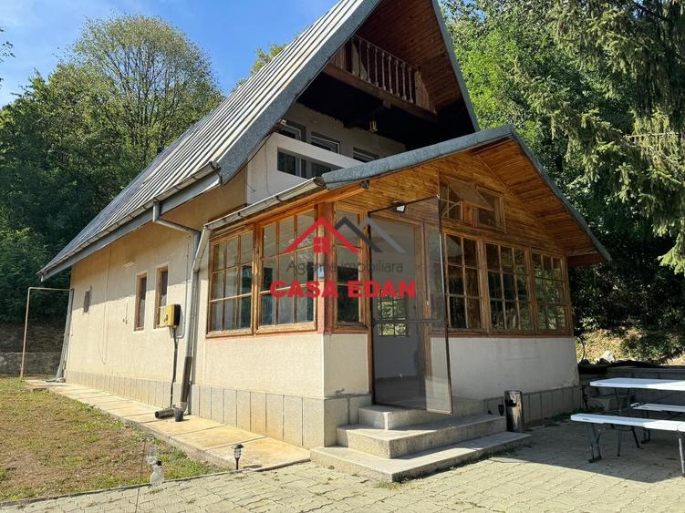 Casă individuală cu 4 camere cu Teren 800 Mp în Breaza