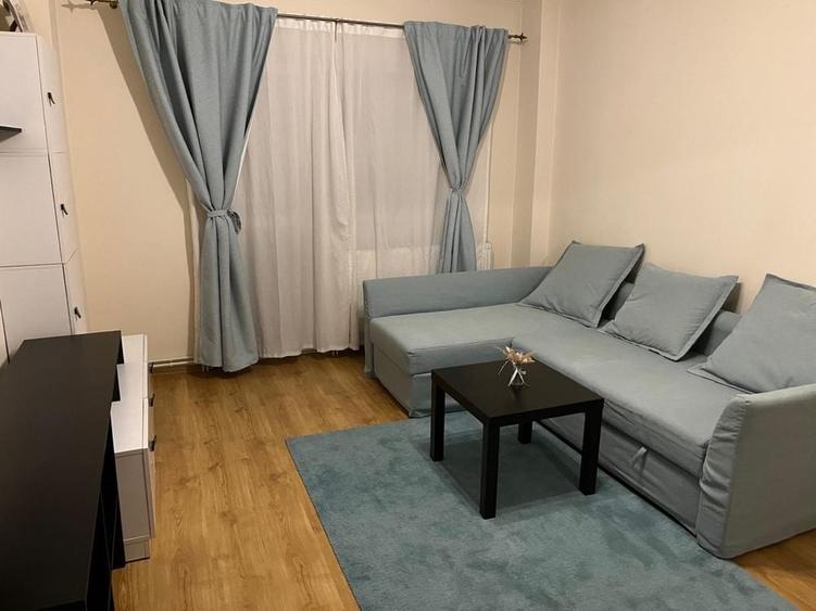 Apartament cu 2 camere decomandat în Mihai Viteazul