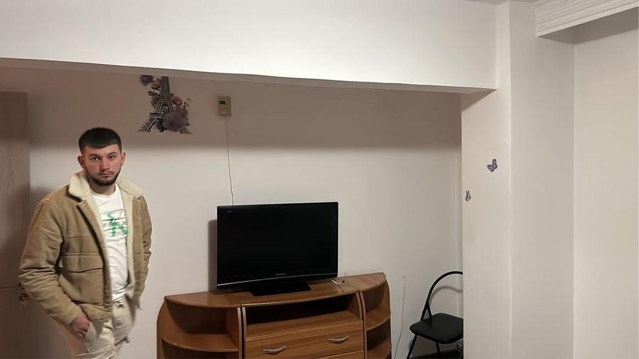 Garsonieră decomandată în Nord