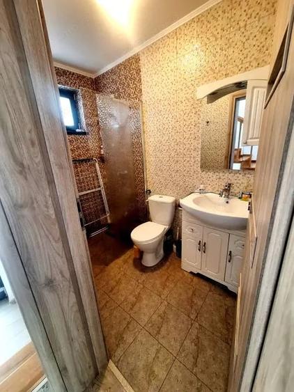 Casă cu 4 camere cu Teren 33 Mp în Central
