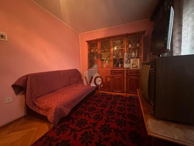 Apartament cu 2 camere semidecomandat, mobilat în Girocului
