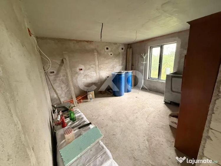 Casă cu 3 camere cu Teren 2857 Mp în Buzoești