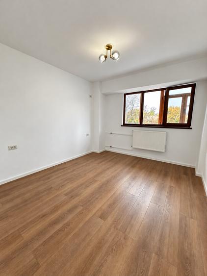 Apartament cu 3 camere în Gorjului