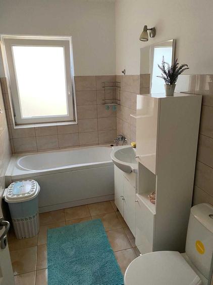 Apartament cu 2 camere decomandat în Florești