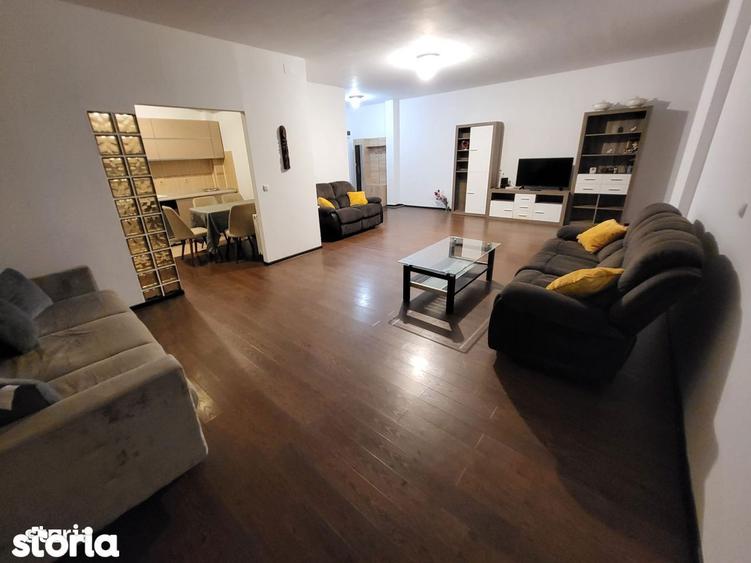 Casă cu 3 camere semidecomandat cu Teren 50 Mp în Străulești