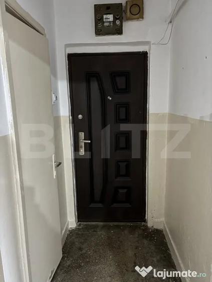 Apartament cu 2 camere semidecomandat în Ultracentral