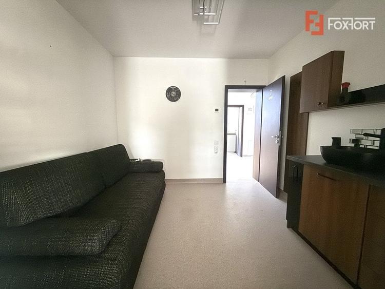Spațiu comercial, de 340 mp, în Moșnița Nouă