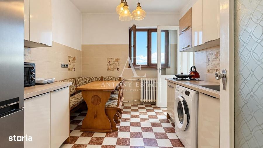 Apartament cu 3 camere semidecomandat în Central