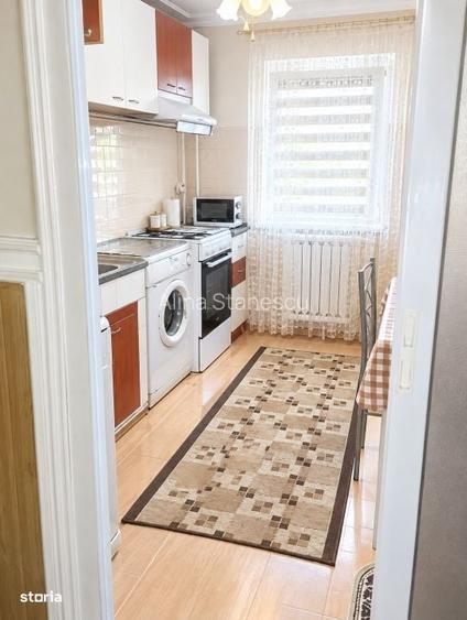 Apartament 2 camere confort 1 semidecomandat etaj 4