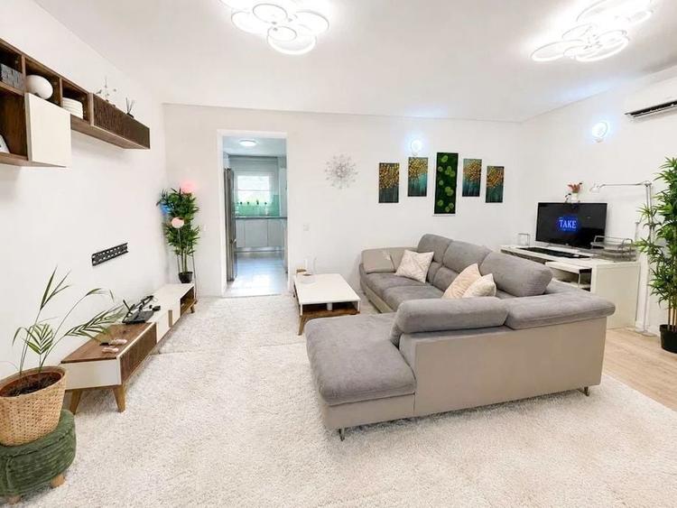 Apartament cu 3 camere decomandat, mobilat în Floreasca