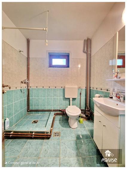 Casă individuală cu 5 camere cu Canalizare în Apața