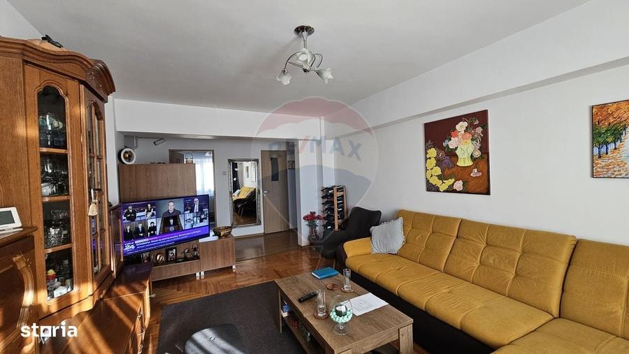 Apartament cu 3 camere decomandat în Burdujeni